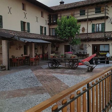 Al Fienile Hotell Orzano Exteriör bild