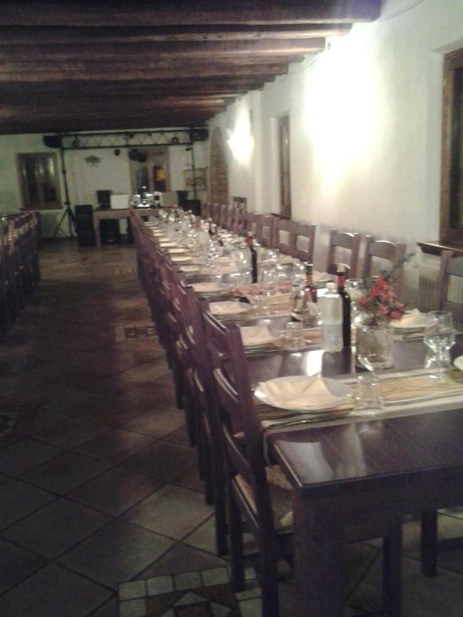 Al Fienile Hotell Orzano Exteriör bild