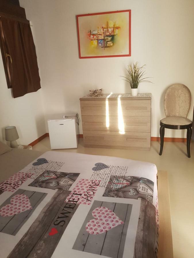 Al Fienile Hotell Orzano Exteriör bild